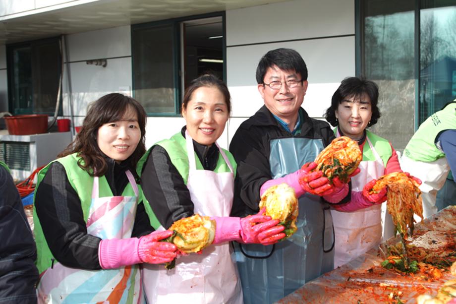 안산 평화의 집 사랑의 김장 담그기_image1